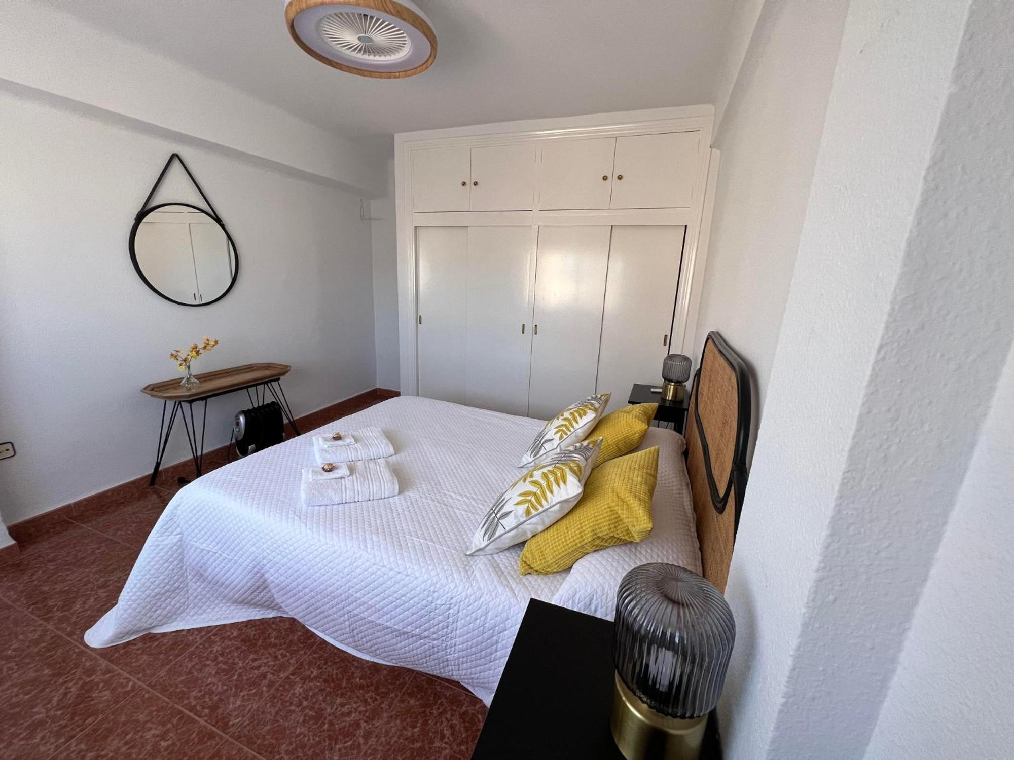 Gran Apartamento Con Parking Gratis Centro De Malaga Málaga Exterior foto